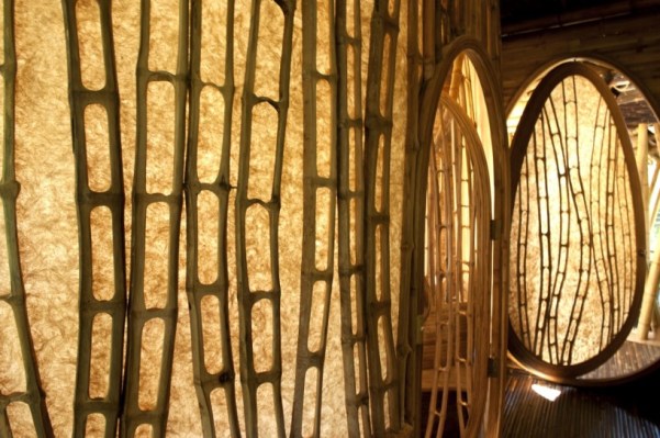 Beautiful wall details at Sharma Springs (photo credit: ibuku.com)